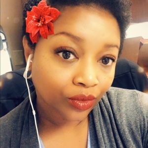 Meet your Posher, Alecia